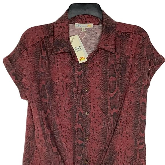 NWT C&C California Top Blouse Shirt S Snake Animal Print Knit Button Front NEW - Picture 3 of 11